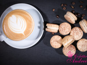 Macarons cu cappuccino