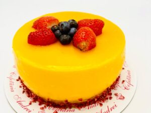 Tort Mousse mango și fructul pasiunii